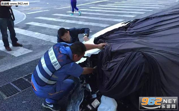 ���׷������������ײ��ͼ����ͼ8