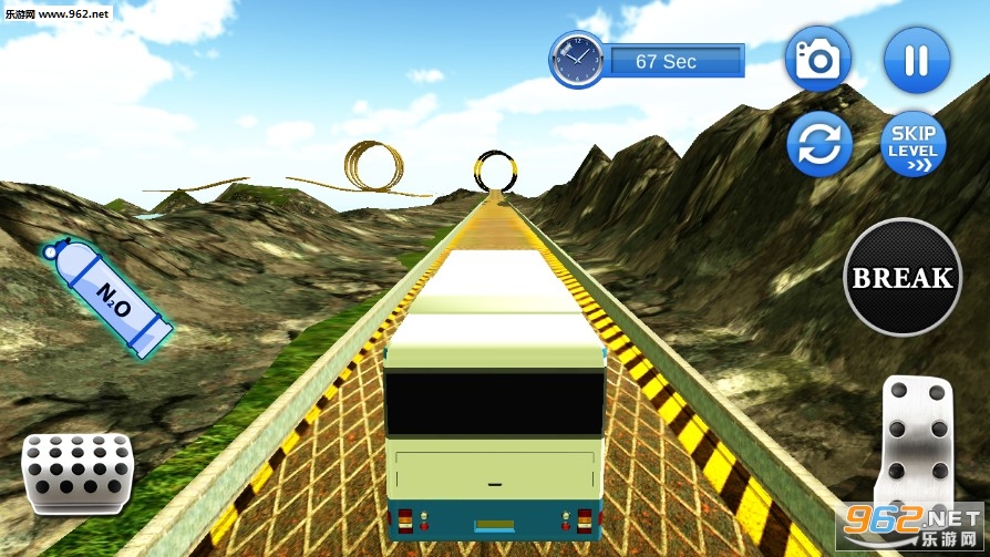 Superheroes Bus Stunts Racing��׿���ͼ0