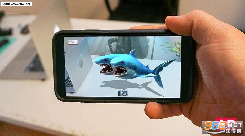 Double Head Shark Attack(˫ͷ���㹥���ٷ���)v4.9��ͼ1