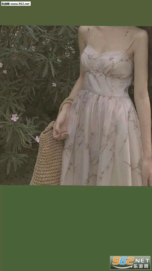 ţ�͹���ɫ��ֽ