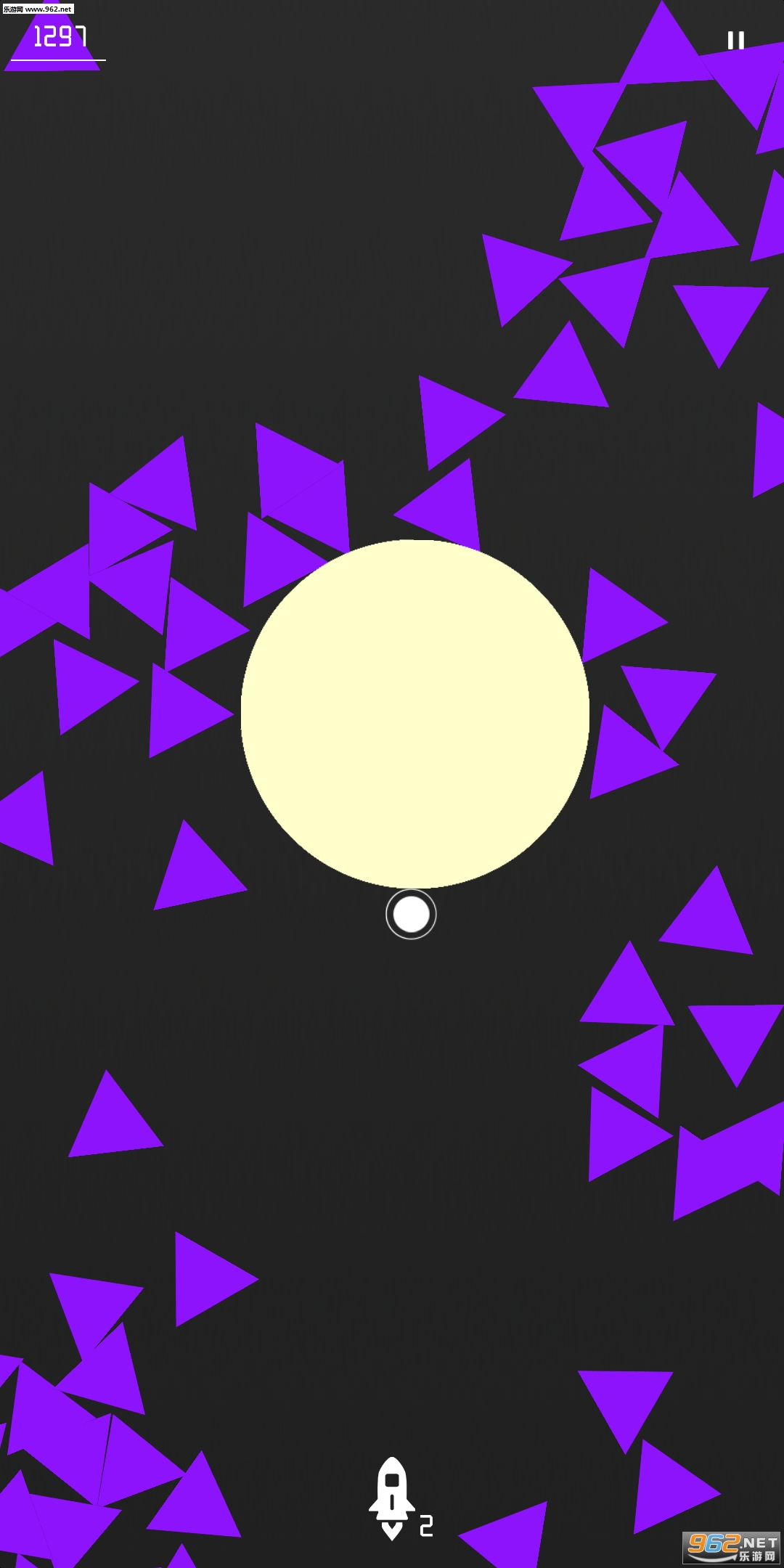 砖块破碎机之三角逃生手游截图0