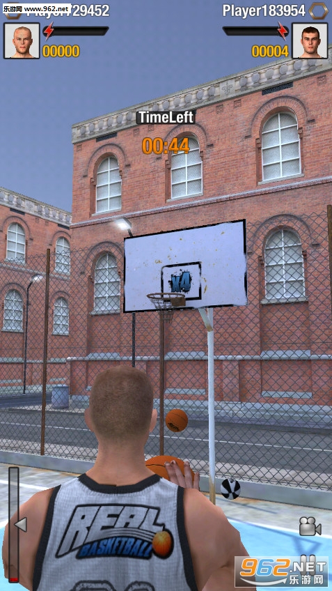Real Basketball(����������׿��)v2.5.0 �ֻ����ͼ2