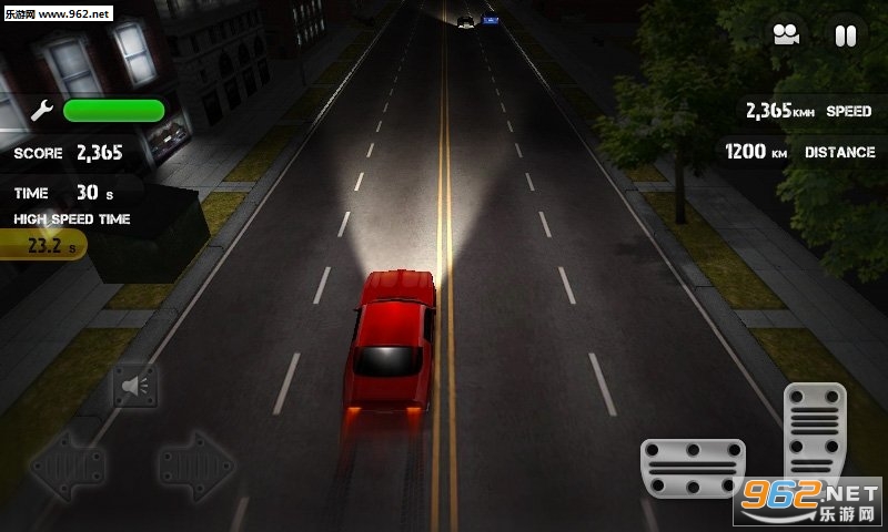 Race the Traffic(公路飞驰最新版)截图3