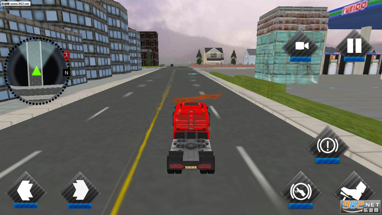 Flying Oil Tanker Transporter Truck Simulator Game(�����͹޿���ģ��)��ͼ2