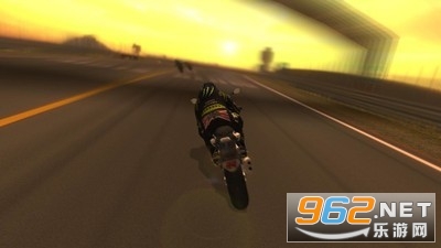 真实摩托无限金币版(Real Moto)截图1