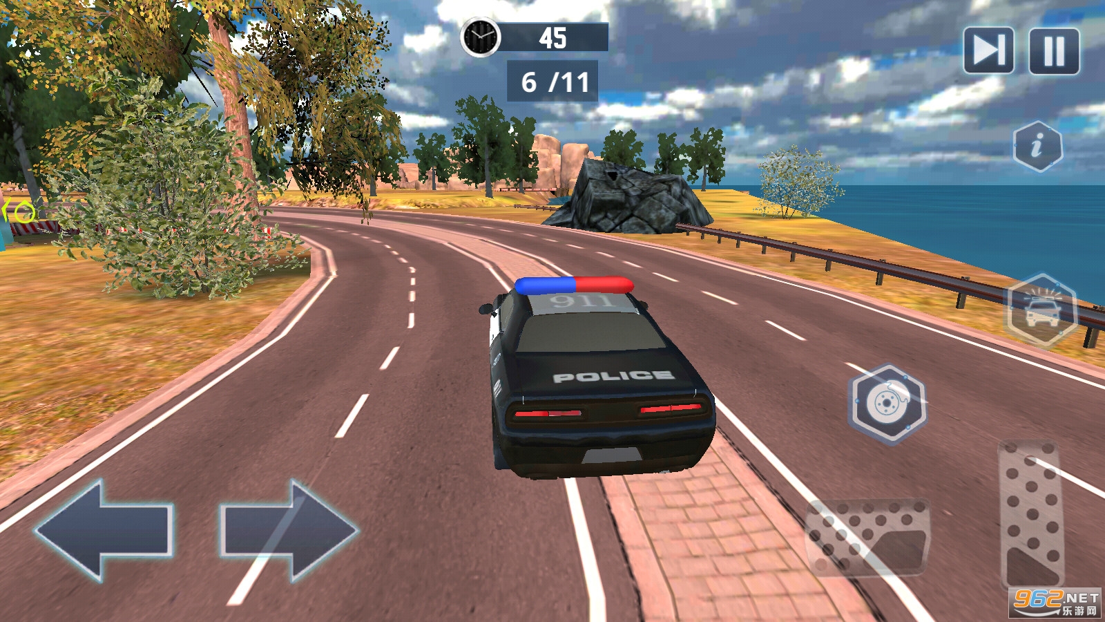 Highway Police Car Chase- Ambulance Rescue Service(公路警车追逐救援服务游戏)截图5