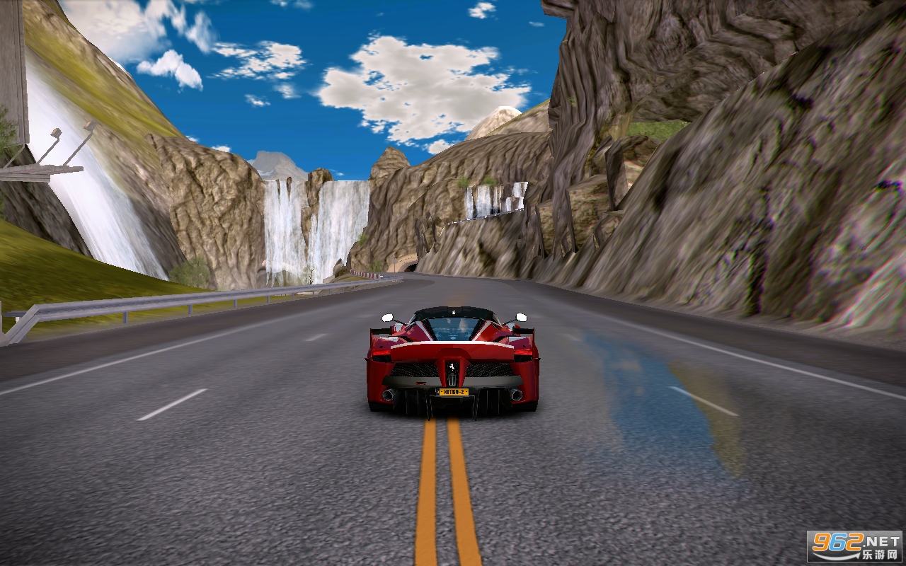 Asphalt Nitro 2(��Ұ쭳����ٰ�2��Ϸ)��ͼ2