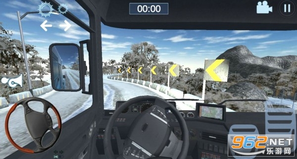 ѩ��ŷ�޿�����ʻtruck simulator snow mountain��ͼ0