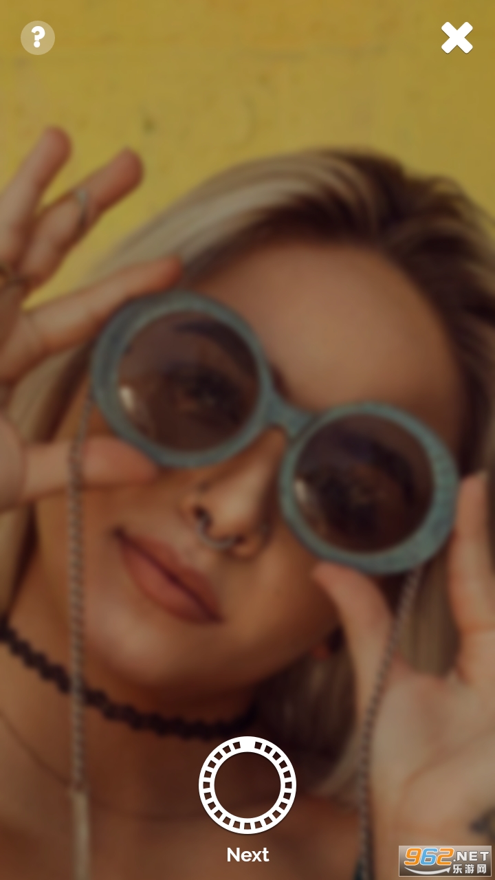 ��Ƭ����Photo Roulette��Ϸ��ͼ1