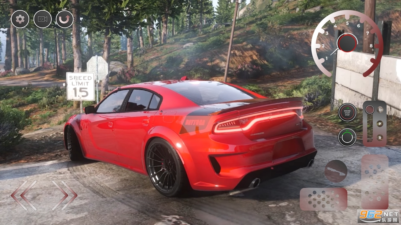 ���涯��Charger SRT��ͼ1