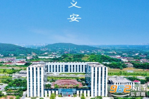 �����尲